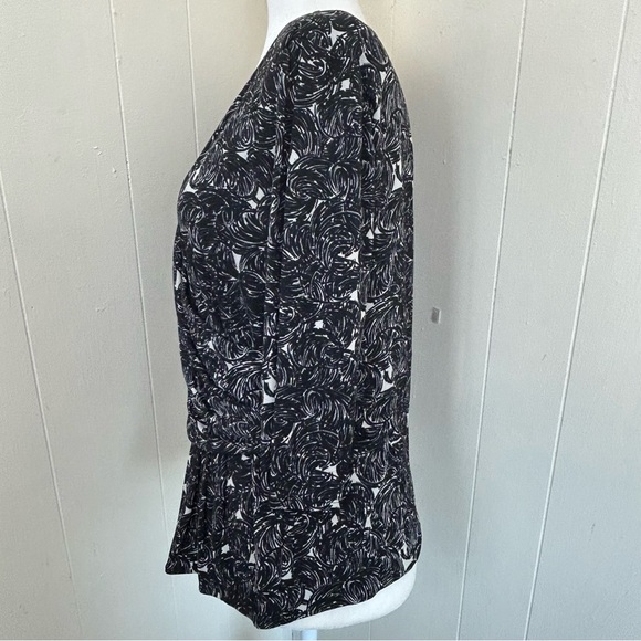 TESORI Tesori Black White V-Neckline Wrap 100% Silk Blouse Top Size Large. - Picture 4 of 13